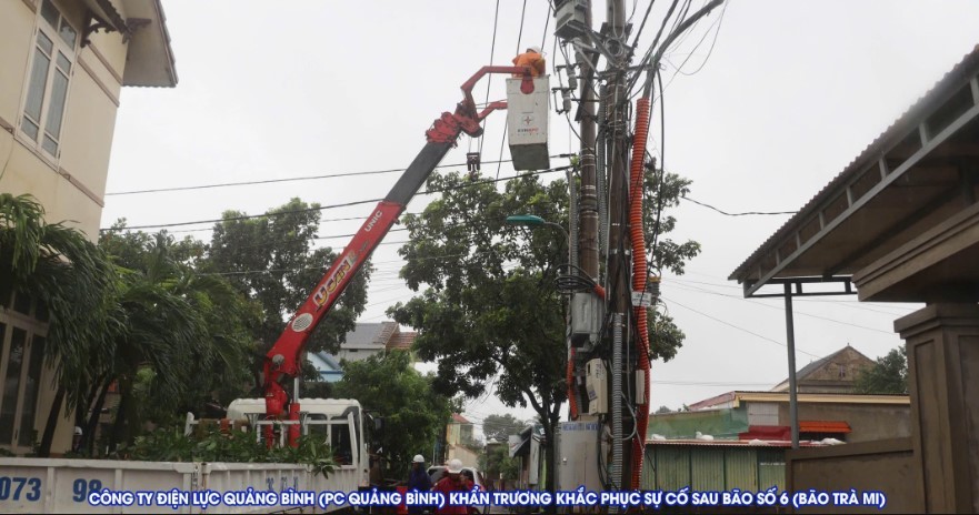 Tình hình vận hành các hồ thủy điện, khôi phục lưới điện sau bão số 6 của EVN