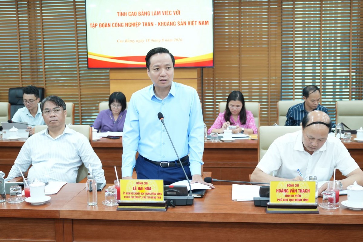 TKV làm việc với tỉnh Cao Bằng về tình hình hoạt động sản xuất, kinh doanh và đầu tư TKV làm việc với tỉnh Cao Bằng về tình hình hoạt động sản xuất, kinh doanh và đầu tư